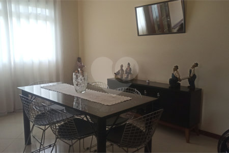Casa à venda com 3 quartos, sendo 1 suíte, no condomínio Serra da Estrela, Atibaia - SP