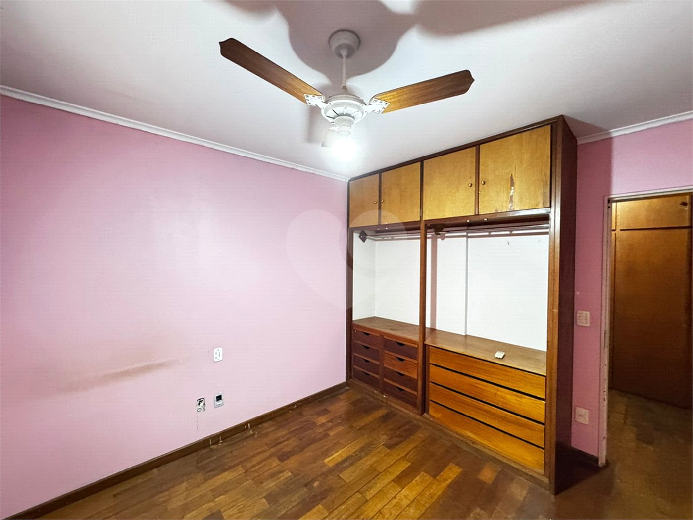 Apartamento à venda com 3 quartos, sendo 1 suíte, em Jardim Sumaré, Ribeirão Preto, SP