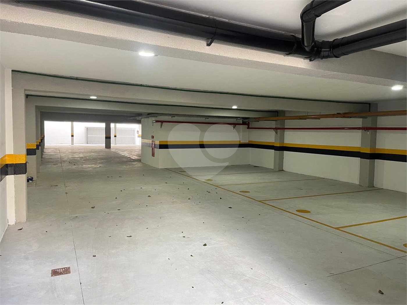 Apartamento à venda com 2 quartos, sendo 1 suíte, em Vila Guarani, Santo André, SP