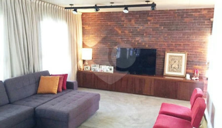 Apartamento à venda com 2 quartos, sendo 1 suíte,  em Vila Suzana, São Paulo, SP