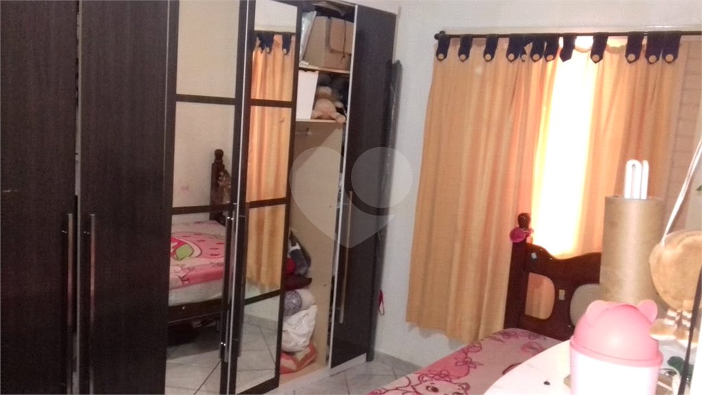 Casa à venda com 2 quartos em Cidade Brasil, Guarulhos, SP