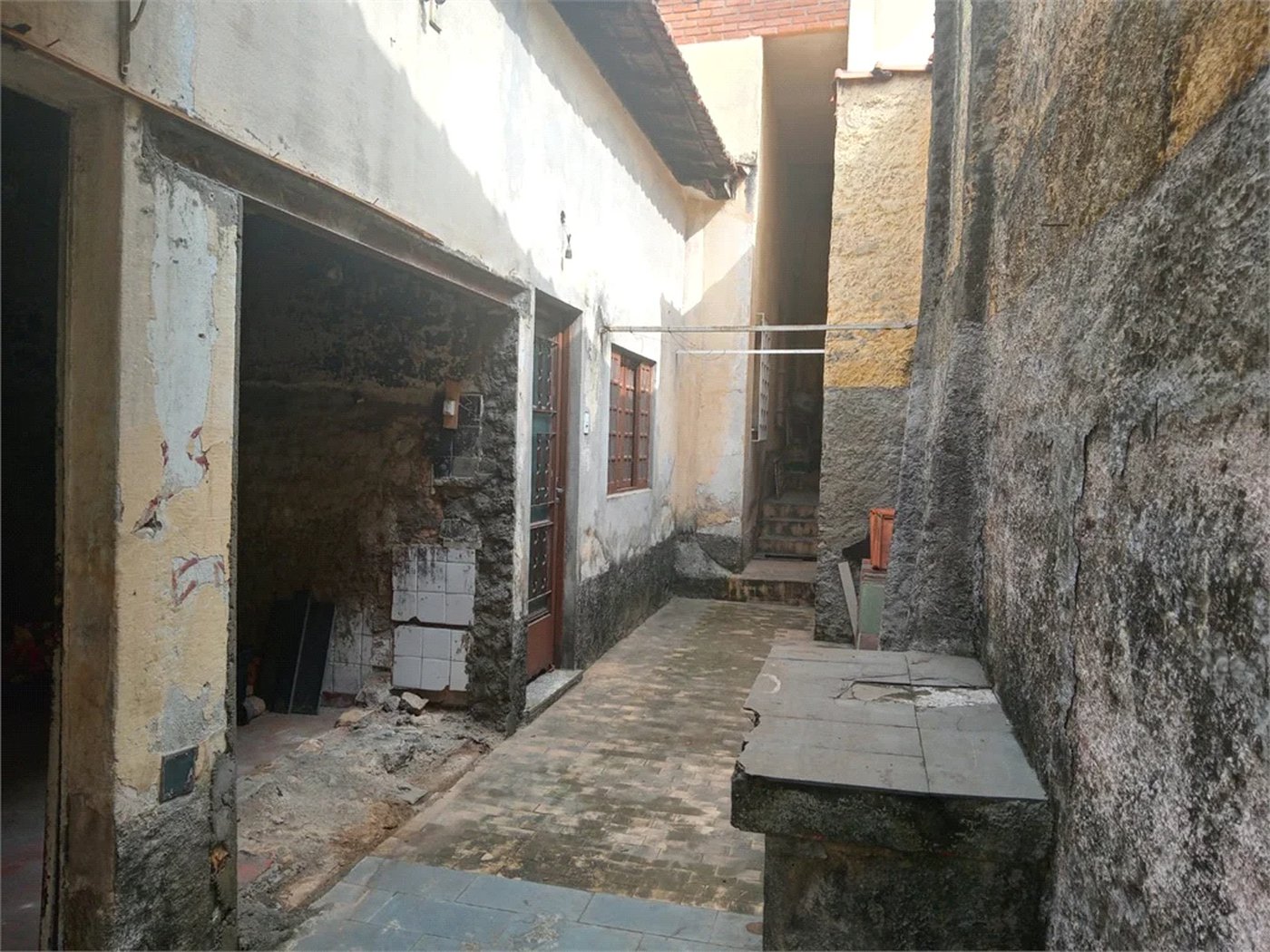 Sobrado à venda com 4 quartos, sendo 2 suítes, em Instituto de Previdência, São Paulo, SP