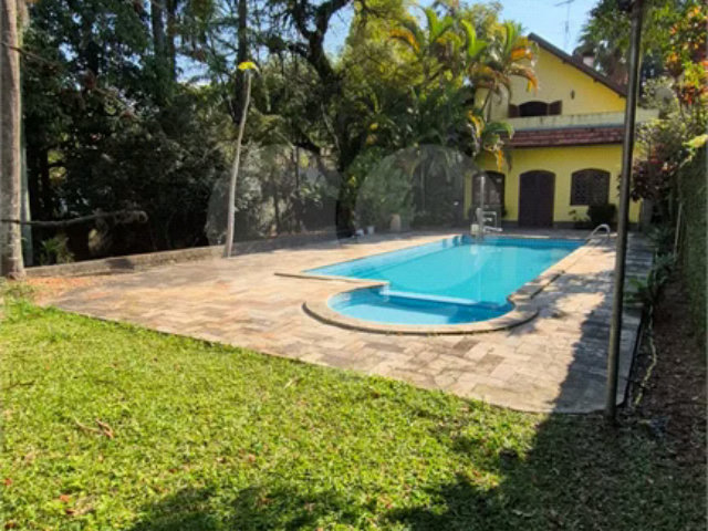 Casa à venda ou para alugar com 3 suítes em Tremembé, São Paulo, SP