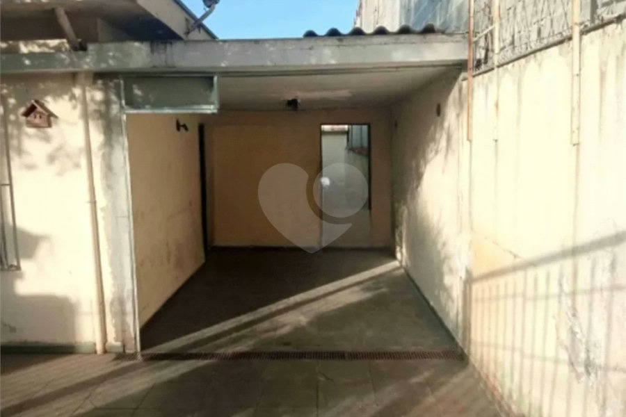 Casa Térrea a venda 2 Dormitórios , 3 Vagas , 110 m² construida e 208 de terreno!