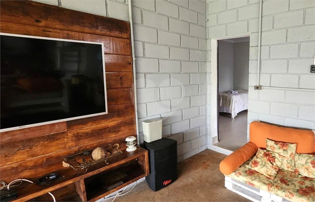 Chácara à venda com 4 quartos, sendo 1 suíte,  em Jardim dos Ipês, Brodowski, SP