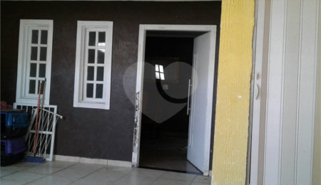 Casa à venda com 7 quartos, sendo 2 suítes,  em Santana, São Paulo, SP