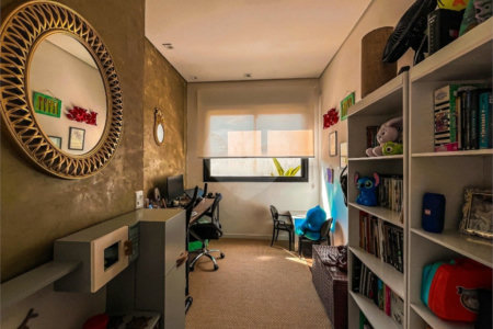 Casa à venda com 4 quartos, sendo 3 suítes,  no condomínio Vintage, Cotia - SP