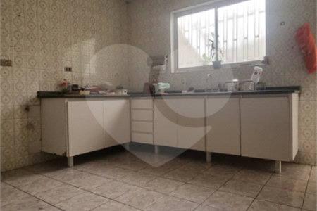 Sobrado à venda com 3 quartos em Vila Medeiros, São Paulo, SP