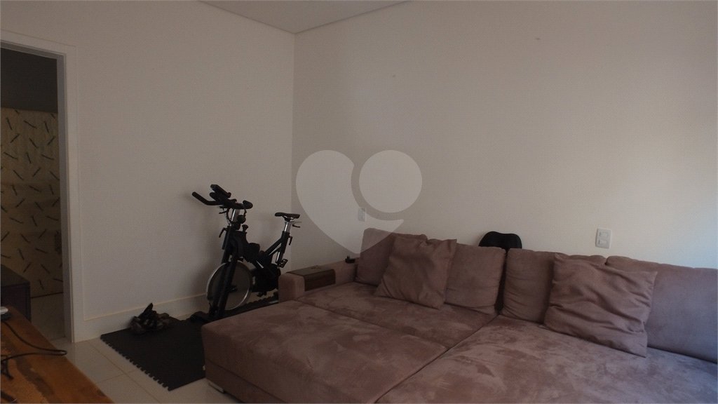 Casa à venda com 4 suítes no condomínio Figueira Gardn, Atibaia - SP