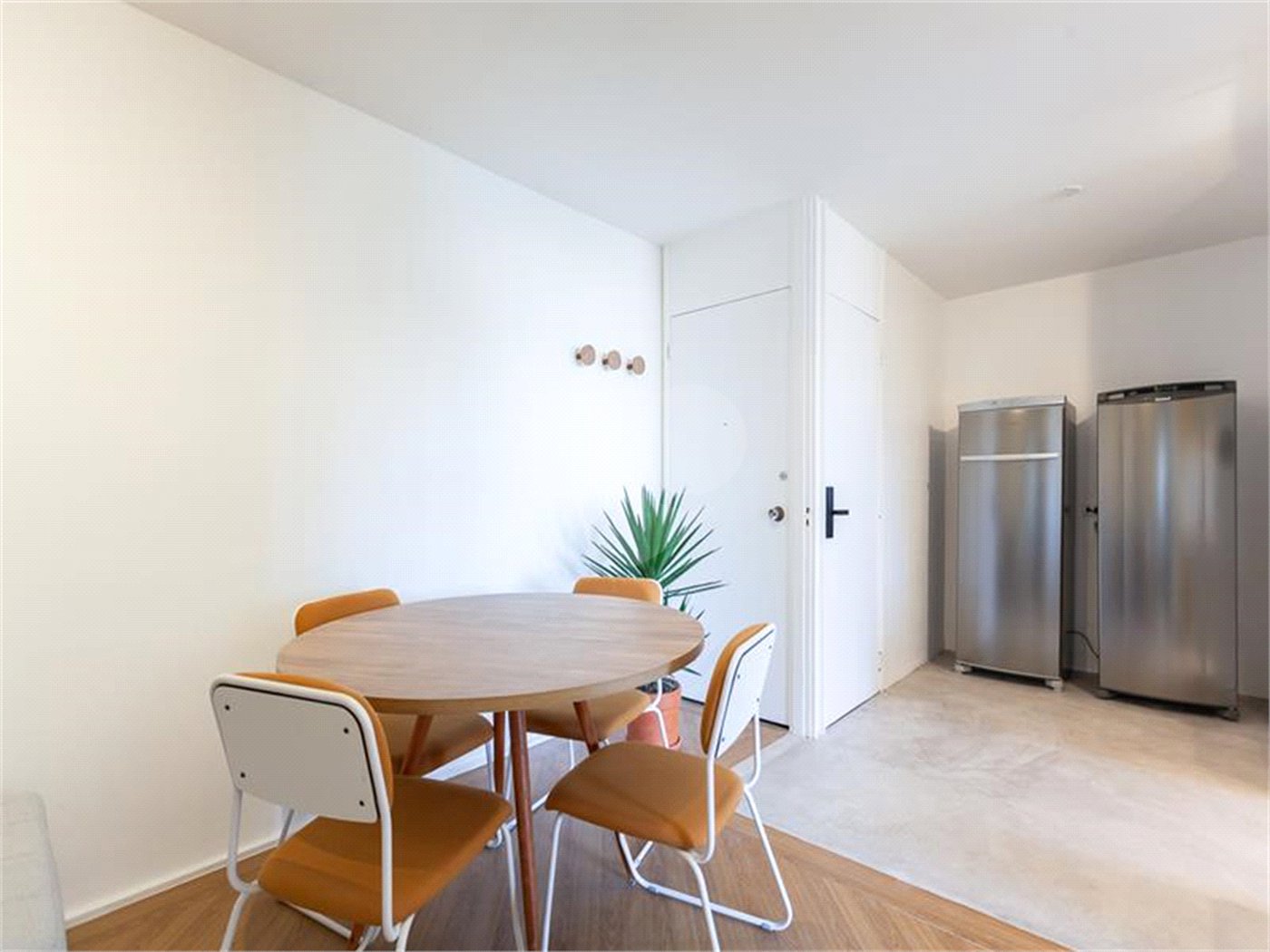Apartamento à venda com 4 quartos, sendo 1 suíte, em Vila Olímpia, São Paulo, SP