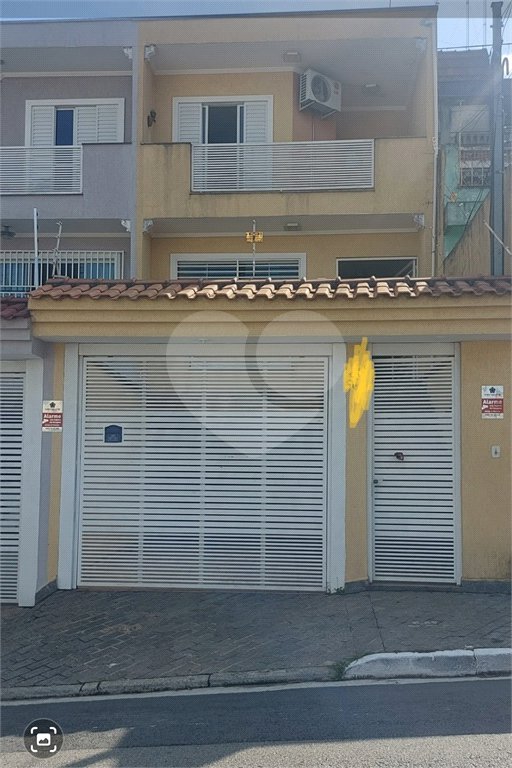 Sobrado à venda com 3 quartos, sendo 1 suíte, em Tremembé, São Paulo, SP