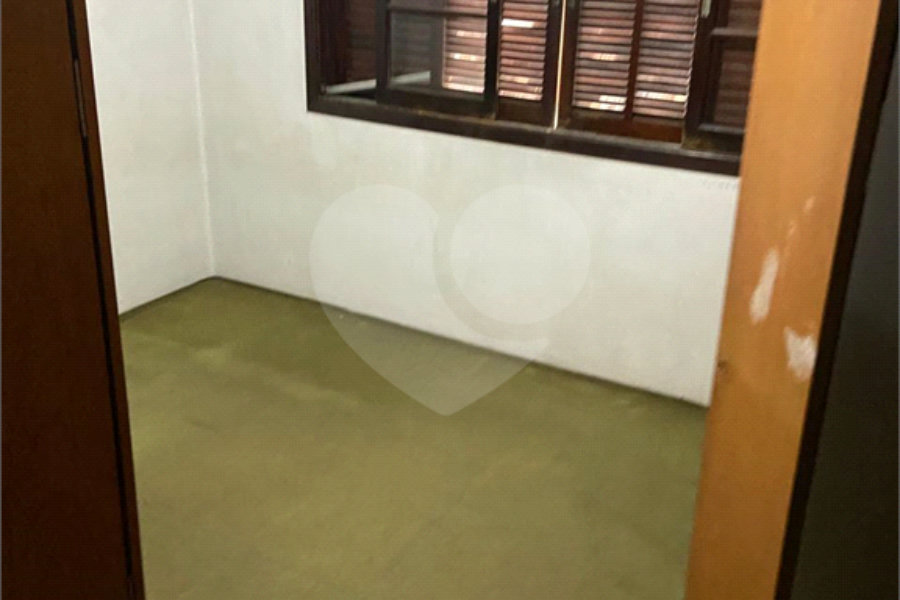 Sobrado à venda com 3 quartos, sendo 1 suíte,  em Parada Inglesa, São Paulo, SP