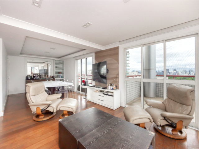 Duplex à venda com 4 suítes em Itaim Bibi, São Paulo, SP