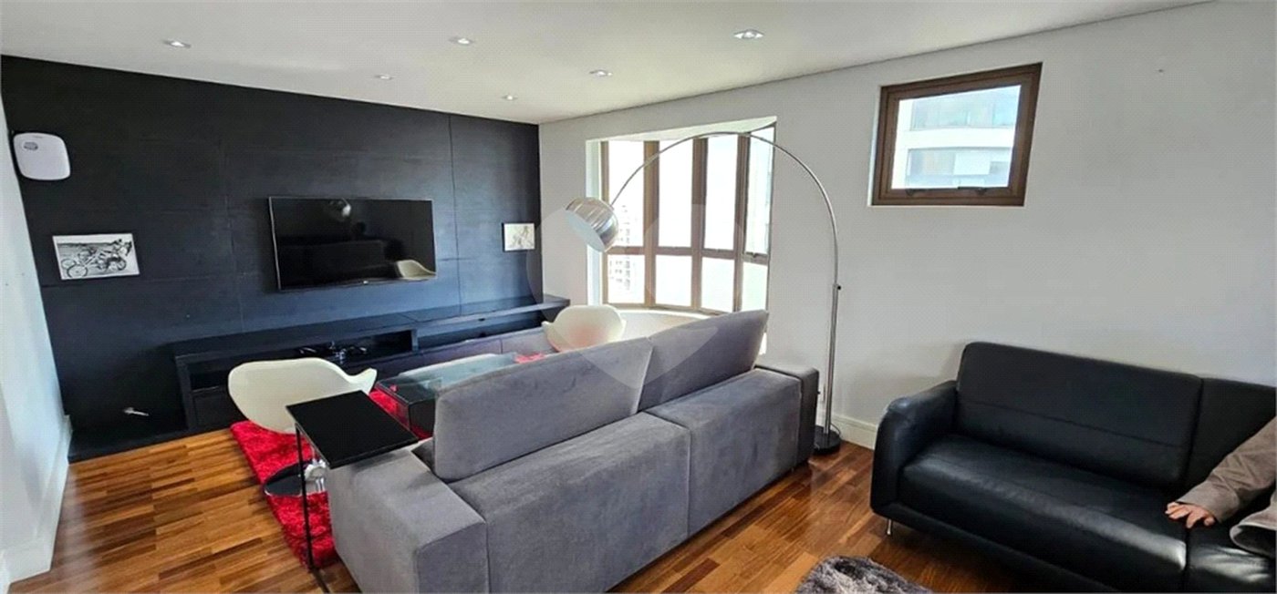 Duplex à venda com 4 suítes em Jardim Paulista, São Paulo, SP