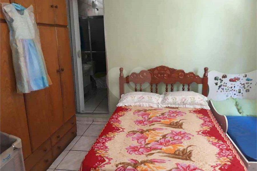 Sobrado à venda com 3 quartos, sendo 1 suíte, em Parque Edu Chaves, São Paulo, SP