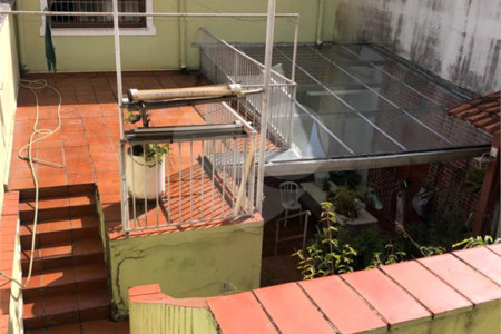 Sobrado à venda com 4 quartos, sendo 2 suítes, em Vila São José (ipiranga), São Paulo, SP