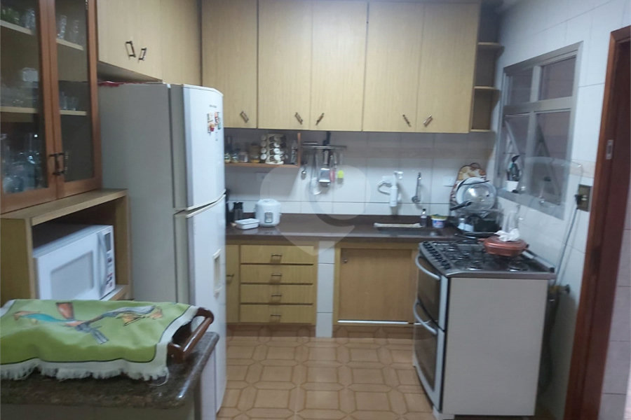 Casa de Vila à venda com 4 quartos, sendo 1 suíte, em Vila Medeiros, São Paulo, SP