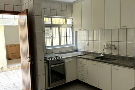 Sobrado para alugar com 3 quartos, sendo 1 suíte, em Vila Gomes Cardim, São Paulo, SP