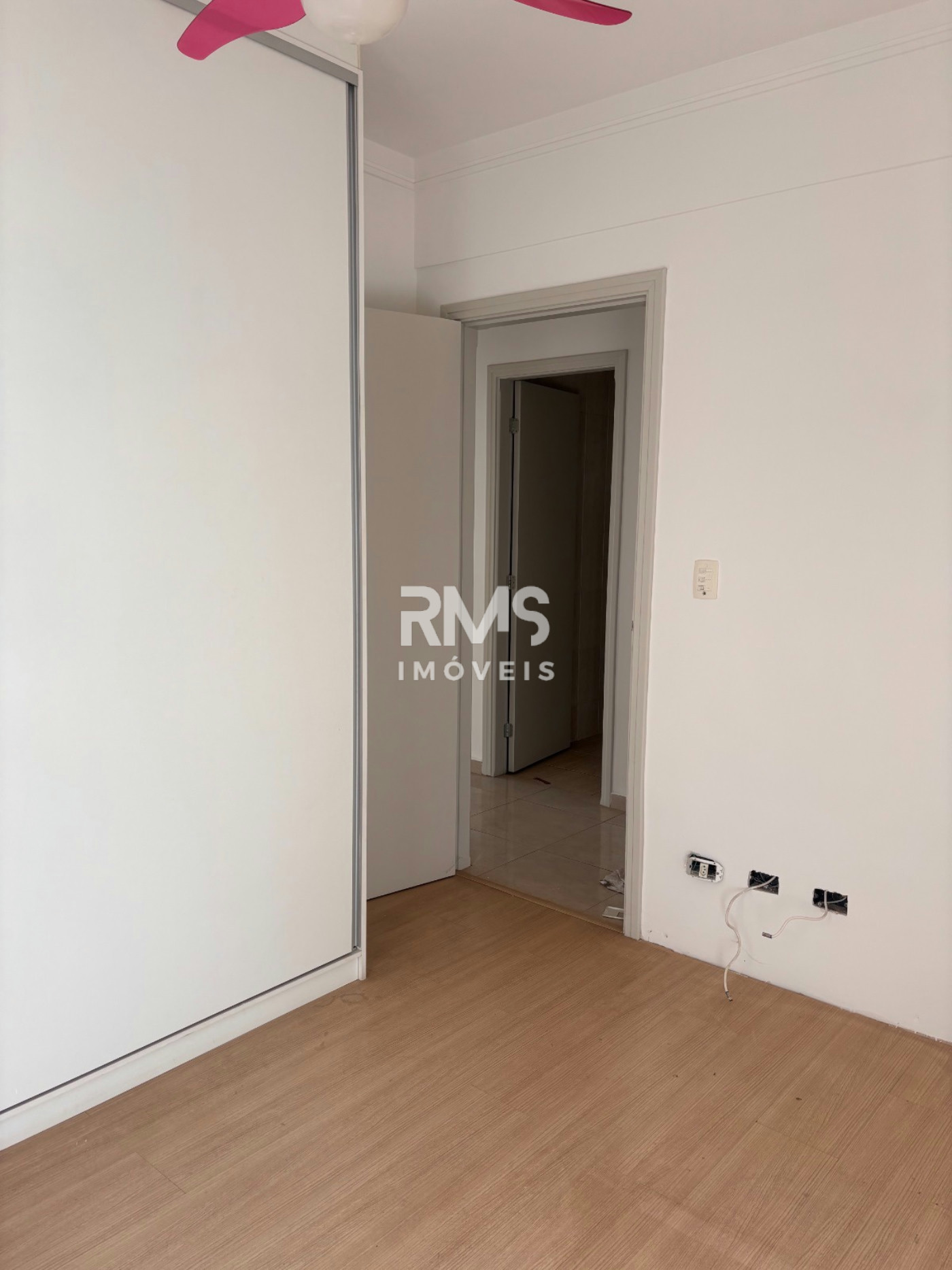 Apartamento à venda ou para alugar com 3 quartos, sendo 1 suíte,  em Vila São José, Itu, SP