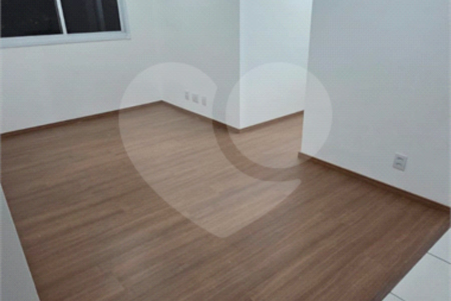 Apartamento à venda com 2 quartos em Vila Zat, São Paulo, SP