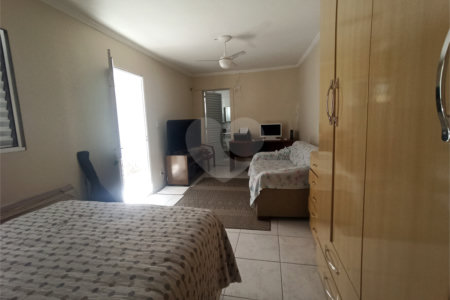 Casa à venda com 3 quartos, sendo 2 suítes, em Parada Inglesa, São Paulo, SP