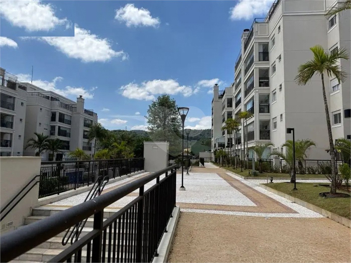Apartamento à venda com 3 quartos, sendo 2 suítes, em Vila Irmãos Arnoni, São Paulo, SP