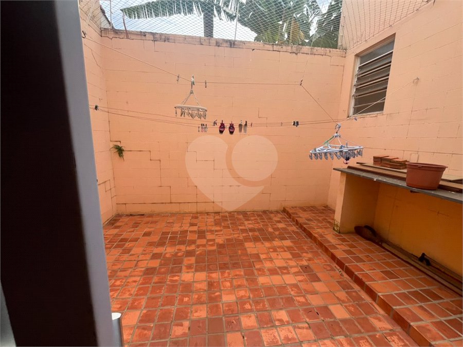 Casa à venda com 3 quartos, sendo 1 suíte, em Parque Santa Marta, São Carlos, SP