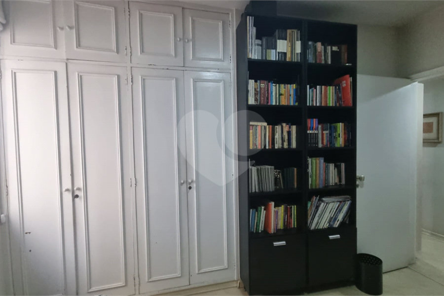 Apartamento à venda com 3 quartos, sendo 1 suíte, em Bela Vista, São Paulo, SP