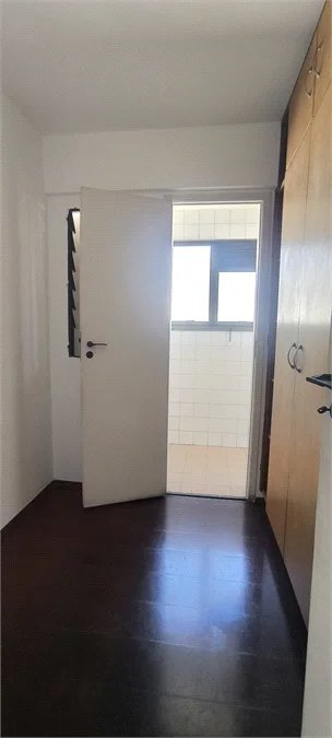 Apartamento à venda com 3 quartos, sendo 1 suíte, em Pinheiros, São Paulo, SP