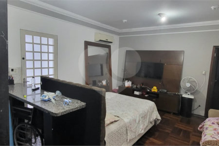 Casa a venda na rua Coronel Leopoldo Prado
