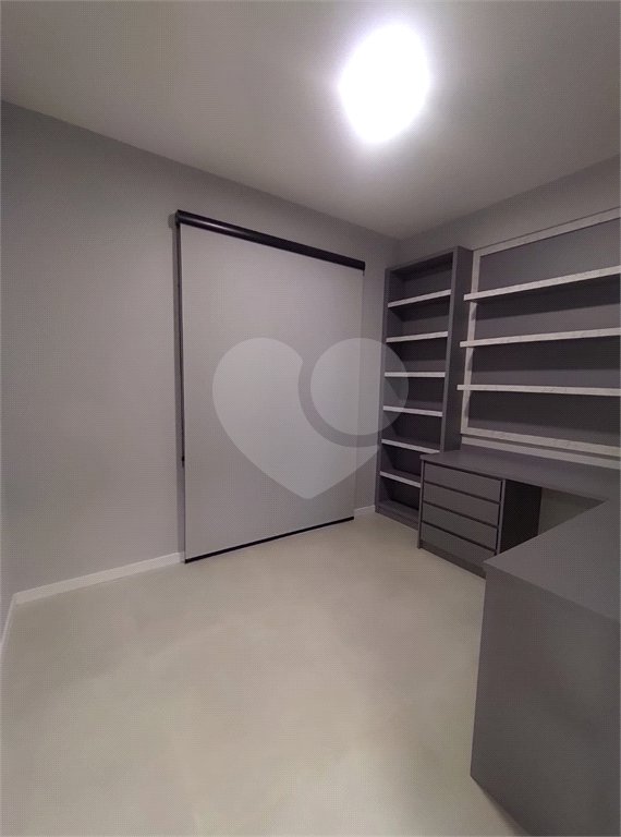 Casa à venda com 3 suítes no condomínio La Reserva Residencial, Atibaia - SP