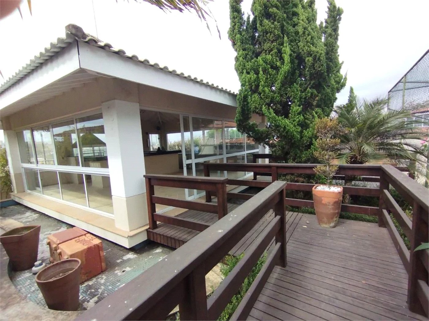 Casa à venda com 4 suítes em Parque dos Príncipes, São Paulo, SP