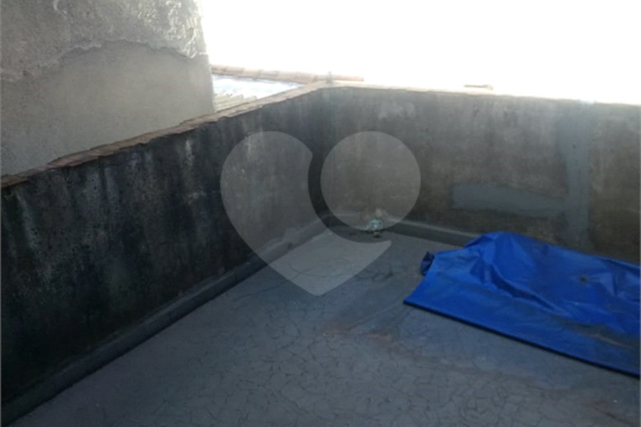 Sobrado à venda com 2 quartos em Pari, São Paulo, SP