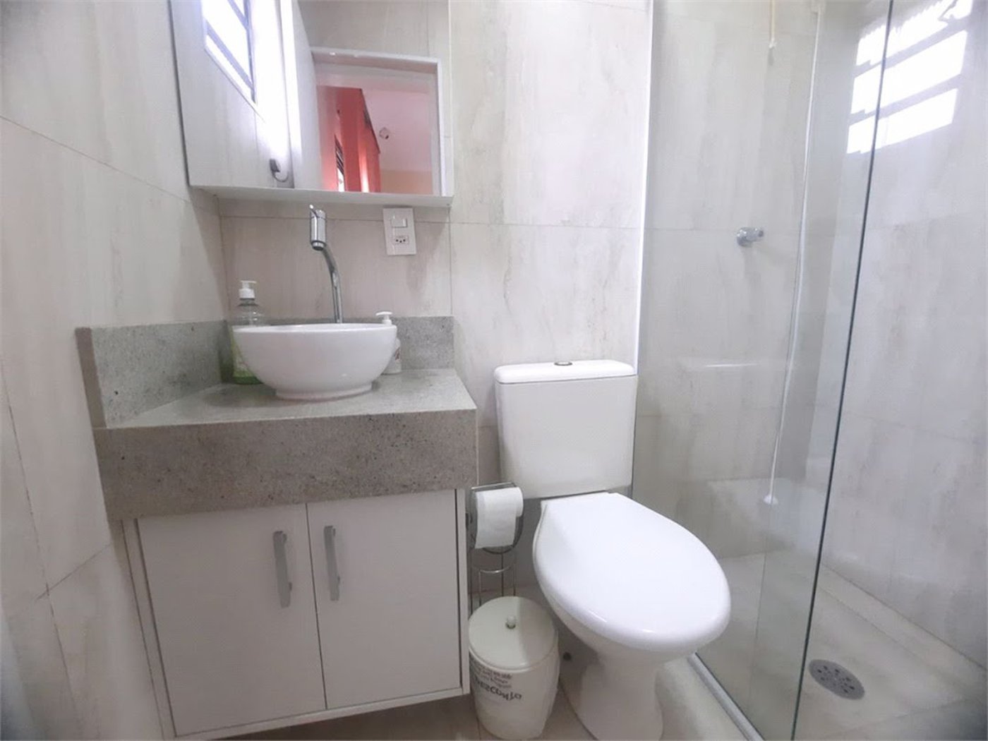Apartamento com 3 dormitórios à venda, 202 m² por R$ 750.000,00 - Jardim Belmar - Guarujá/SP