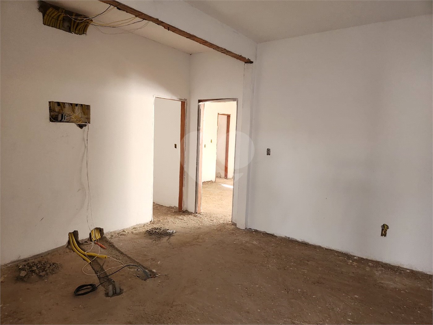 Casa à venda com 5 suítes em Residencial Olivio Benassi, Matão, SP