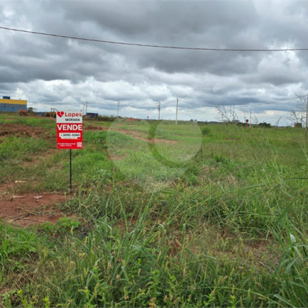 Terreno à venda em Parque Residencial São Lucas, Araraquara, SP