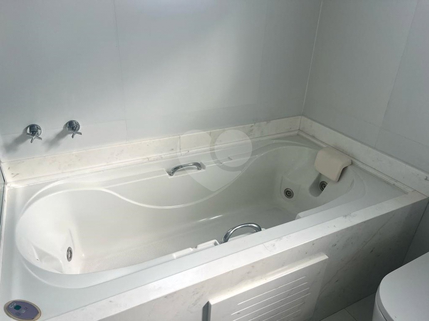 Apartamento à venda com 4 suítes em Indianópolis, São Paulo, SP