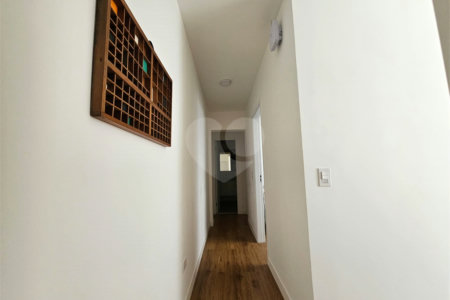 Sobrado à venda com 3 quartos, sendo 2 suítes, em Chácara Monte Alegre, São Paulo, SP