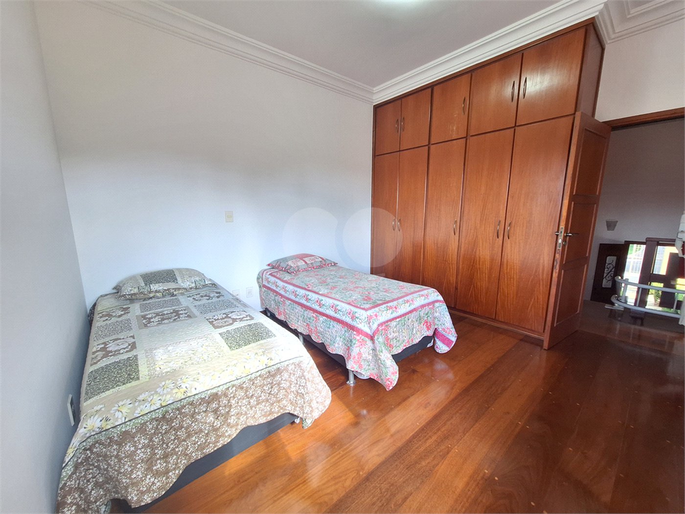 Casa à venda com 3 suítes no condomínio Chácaras do Lago, Vinhedo - SP