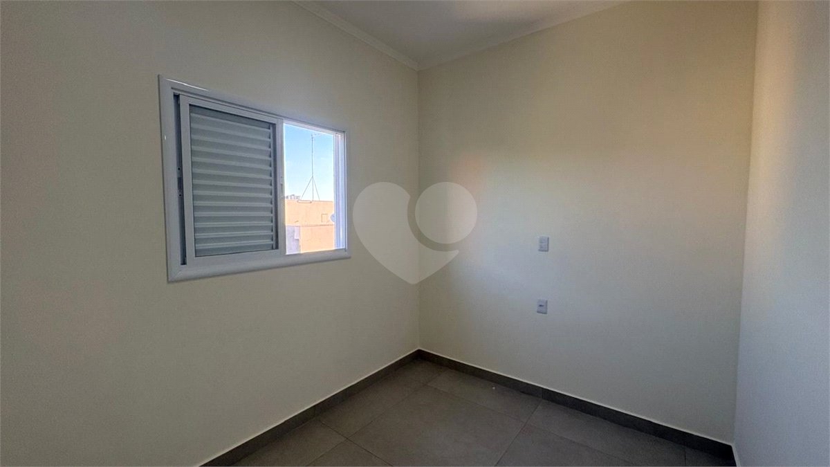 Casa de Vila à venda com 2 suítes em Jardim São Paulo, Sorocaba, SP