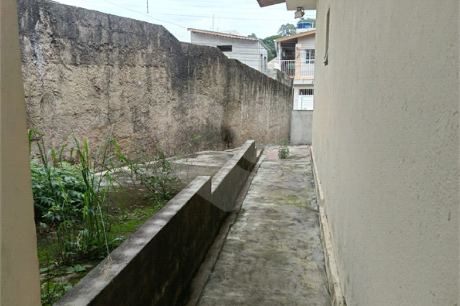 Casa à venda com 2 quartos em Capoavinha, Mairiporã, SP