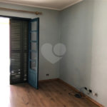 Casa à venda com 4 quartos, sendo 2 suítes,  em Jardim Leonor, São Paulo, SP