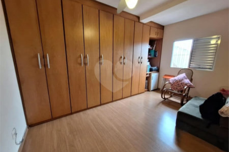 Casa à venda com 3 quartos, sendo 1 suíte, em Vila Gomes, São Paulo, SP