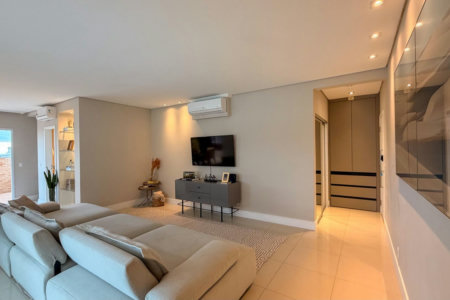 Cobertura Duplex com Vista para o Mar | 3 Suítes, SPA Privativo, Porteira Fechada e Lazer Completo