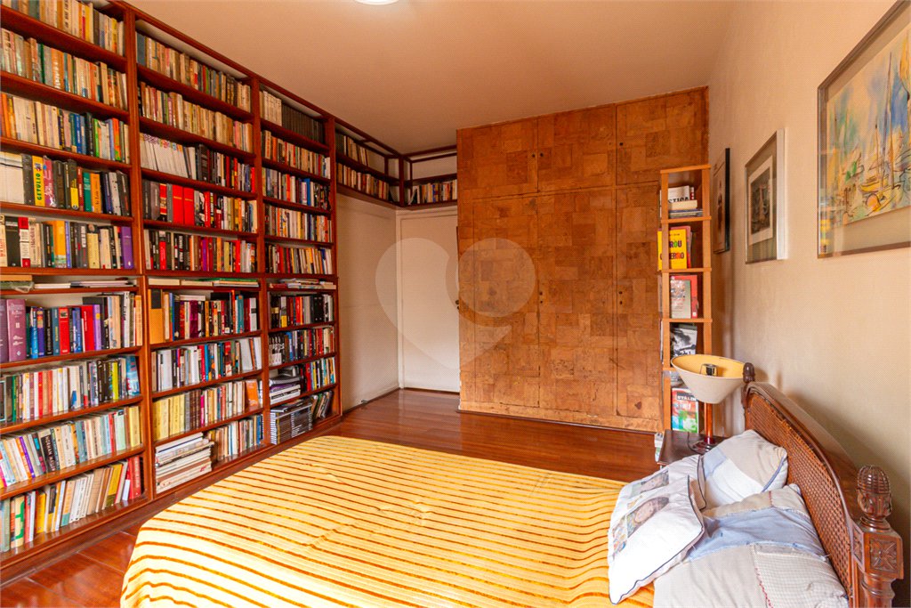 Apartamento à venda com 3 quartos, sendo 1 suíte, em Jardim Paulista, São Paulo, SP