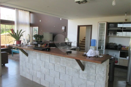 Casa à venda com 6 suítes no condomínio Jardim Primavera, Louveira - SP