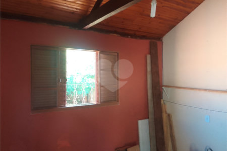 Casa à venda com 3 quartos, sendo 1 suíte, em Vila Progresso, Araraquara, SP