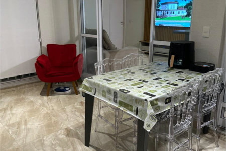 Apartamento à venda com 3 quartos, sendo 1 suíte,  em Vila Suissa, Mogi das Cruzes, SP