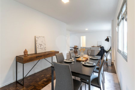 Apartamento à venda com 3 quartos, sendo 1 suíte, em Itaim Bibi, São Paulo, SP