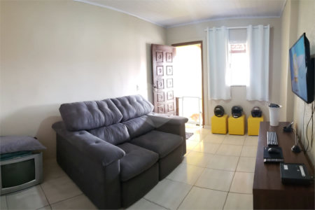 Casa à venda com 3 quartos, sendo 1 suíte, em Vila Vendramini, Itapetininga, SP